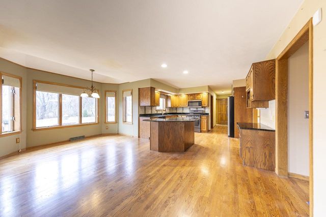 1819 W Aberdeen Drive, Janesville, WI 53545