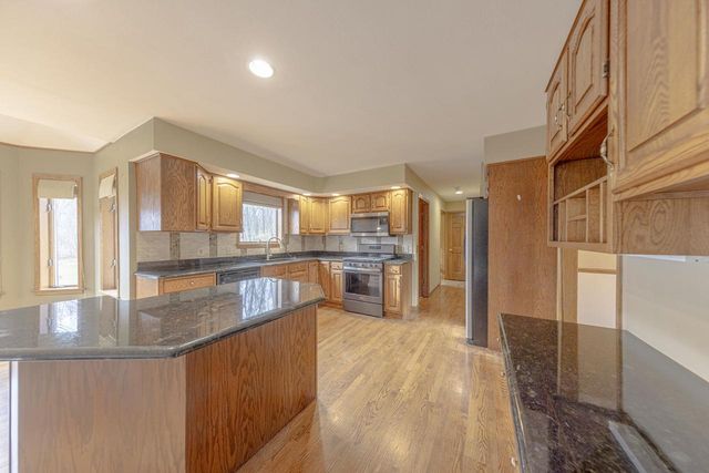 1819 W Aberdeen Drive, Janesville, WI 53545