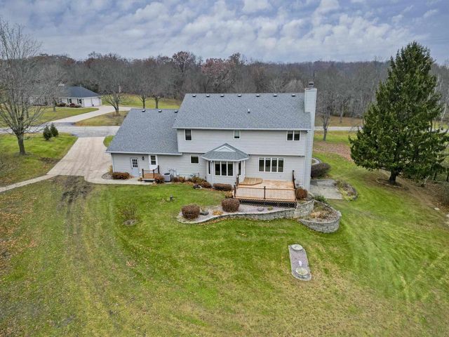 1819 W Aberdeen Drive, Janesville, WI 53545