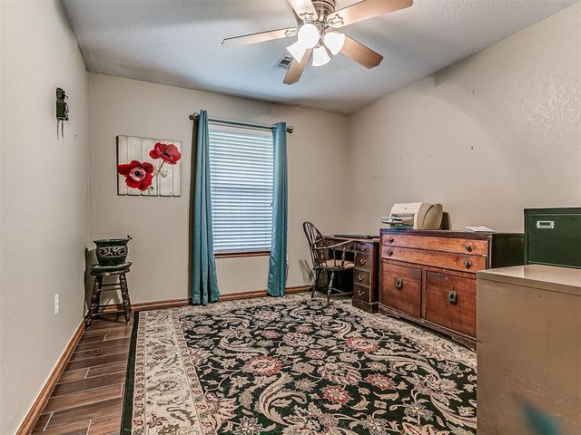 2002 N Draper Avenue, Choctaw, OK 73020