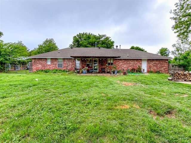 2002 N Draper Avenue, Choctaw, OK 73020