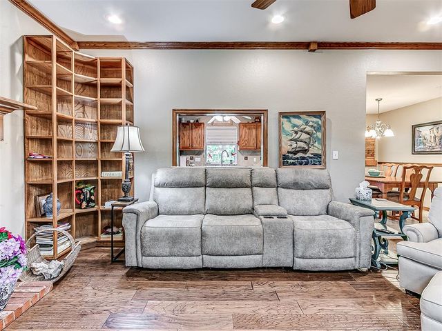 2002 N Draper Avenue, Choctaw, OK 73020