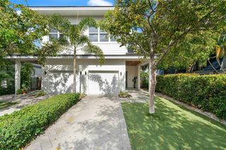 1121 SW 2nd Court, Fort Lauderdale, FL 33312