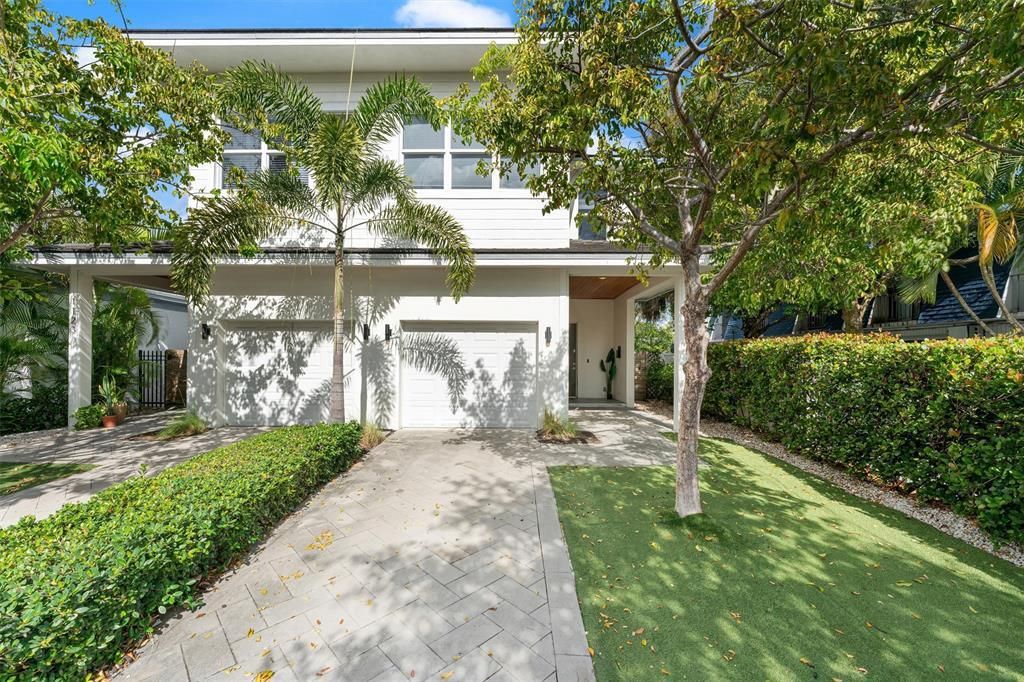 1121 SW 2nd Court, Fort Lauderdale, FL 33312