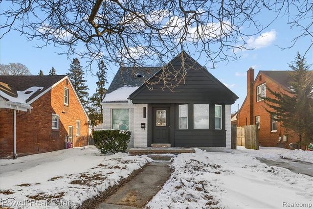 23230 Sherman Street, Oak Park, MI 48237