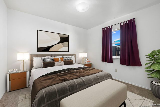 121 S Plant Ave Apt 102, Boerne, TX 78006