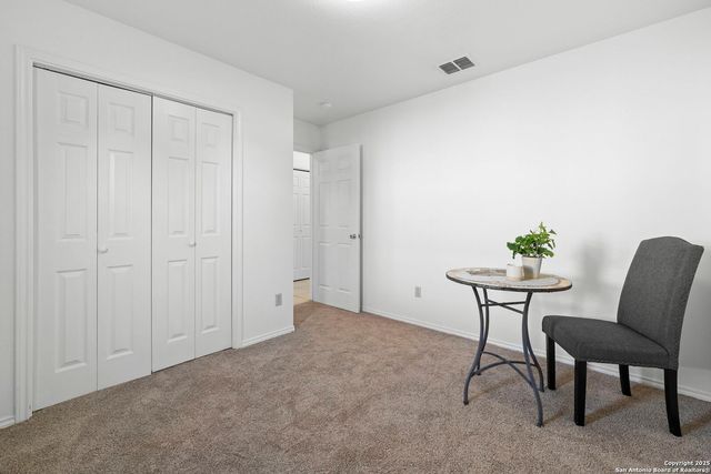 121 S Plant Ave Apt 102, Boerne, TX 78006