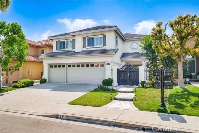 11 High Bluff, Laguna Niguel, CA 92677