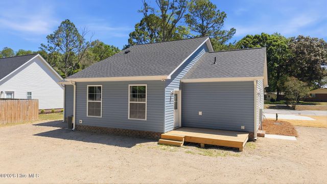 1304 W Canal Street, Tarboro, NC 27886