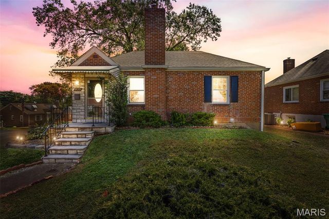 9132 Overton Drive, Affton, MO 63123