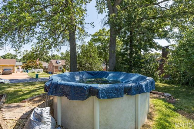 9132 Overton Drive, Affton, MO 63123