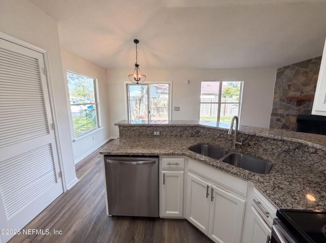 12301 BURNING EMBERS Lane N, Jacksonville, FL 32225