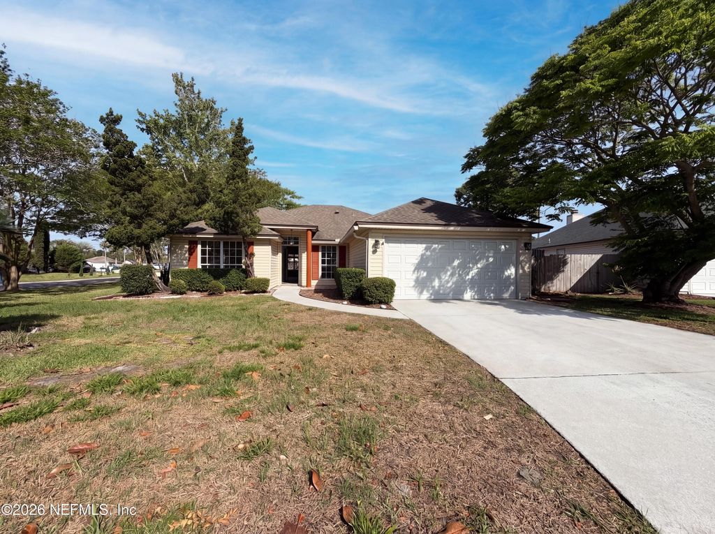 12301 BURNING EMBERS Lane N, Jacksonville, FL 32225