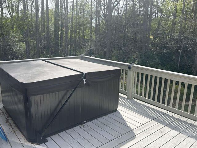 35 Iswa Drive, Taylorsville, NC 28681