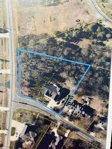 35 Iswa Drive, Taylorsville, NC 28681