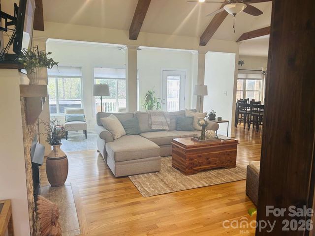 35 Iswa Drive, Taylorsville, NC 28681