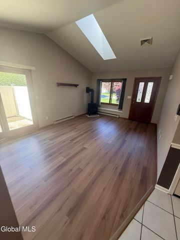 2050 Rosedale Way, Guilderland, NY 12303