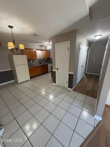 2050 Rosedale Way, Guilderland, NY 12303