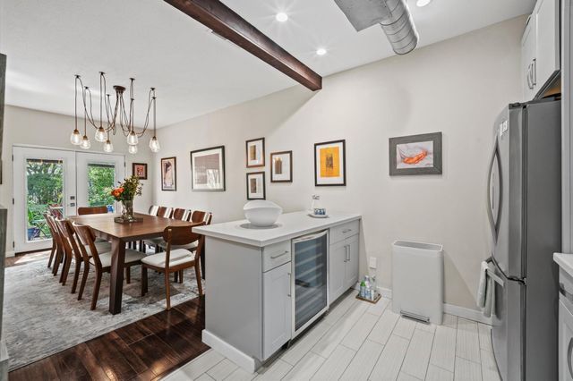 2100 Tanglewilde Street 373, Houston, TX 77063