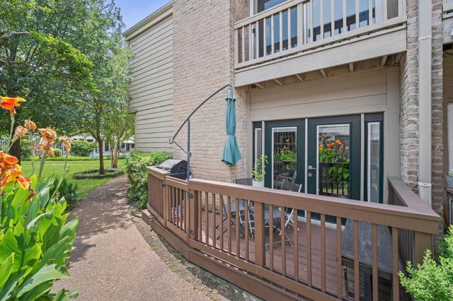 2100 Tanglewilde Street 373, Houston, TX 77063
