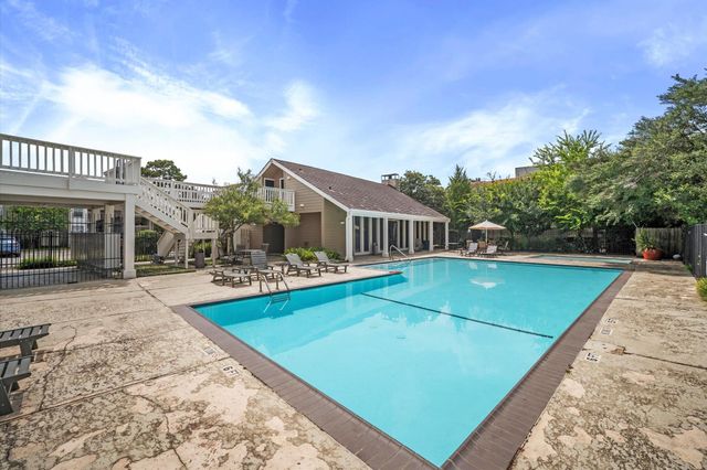 2100 Tanglewilde Street 373, Houston, TX 77063