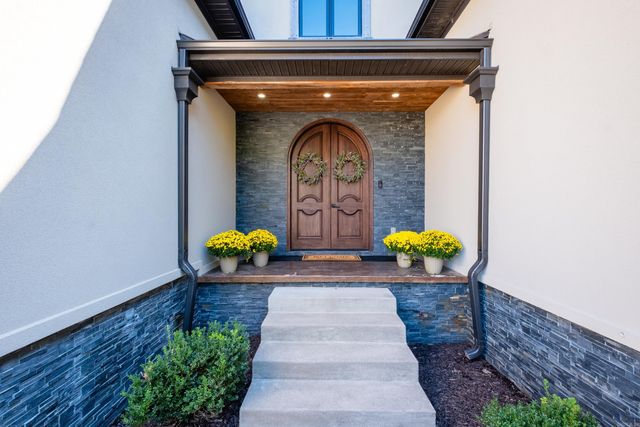 15 Chenay Drive, Little Rock, AR 72223