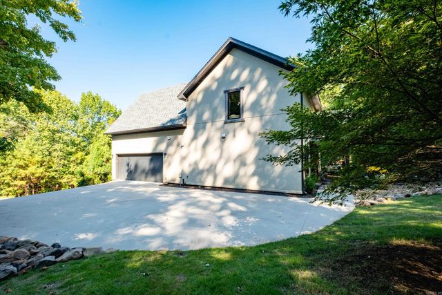 15 Chenay Drive, Little Rock, AR 72223