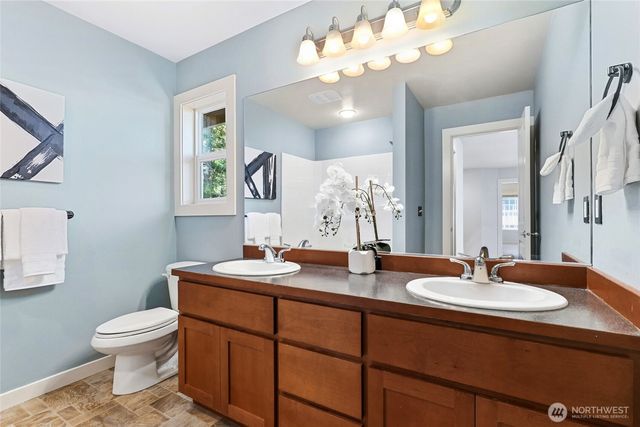1795 Tannerwood Way SE, North Bend, WA 98045