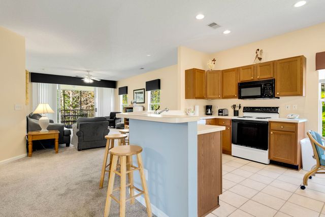 4499 Girvan Dr Apt H, Myrtle Beach, SC 29579