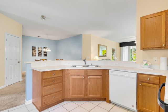 4499 Girvan Dr Apt H, Myrtle Beach, SC 29579