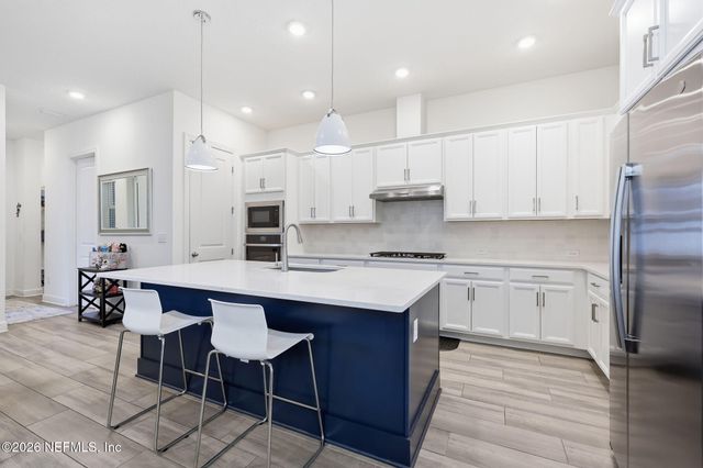 11015 COSMIC Way, Jacksonville, FL 32256