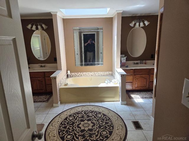 2960 Oakview Street, Dryden, MI 48428