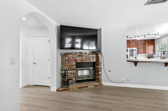 2977 Kathy Cir, West Sacramento, CA 95691