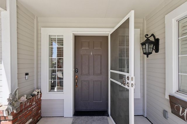2977 Kathy Cir, West Sacramento, CA 95691