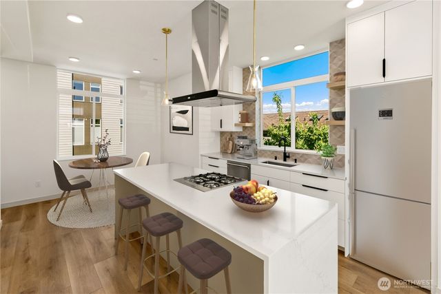 4306 S Holden Street, Seattle, WA 98118