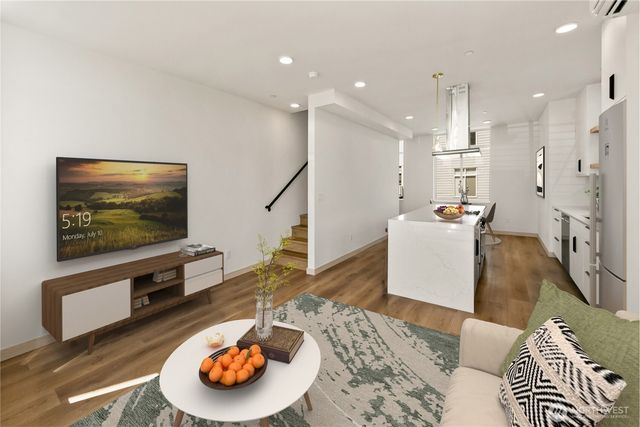 4306 S Holden Street, Seattle, WA 98118