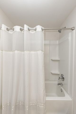 3637 18th Street S, Moorhead, MN 56560