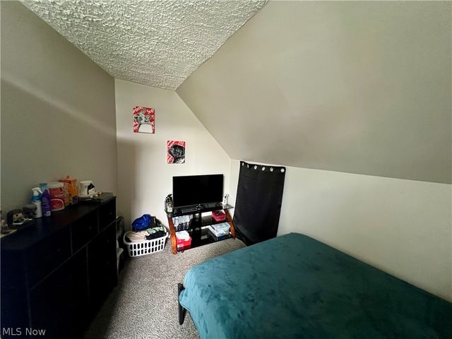 3901 Woburn Avenue, Cleveland, OH 44109