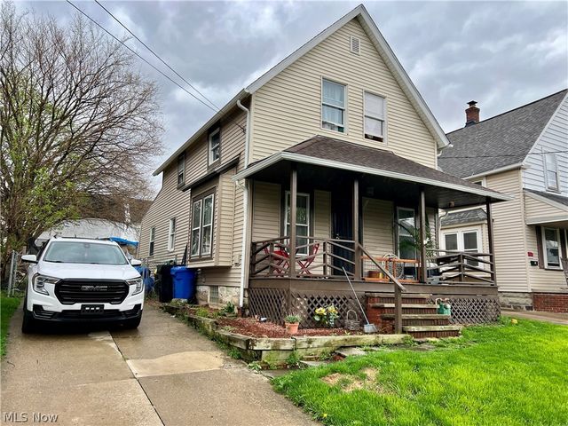 3901 Woburn Avenue, Cleveland, OH 44109