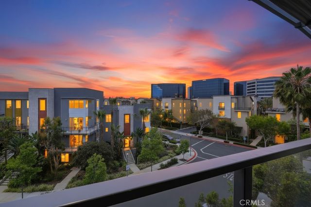 402 S Rockefeller 406, Irvine, CA 92612