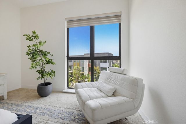 402 S Rockefeller 406, Irvine, CA 92612
