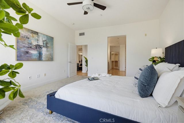 402 S Rockefeller 406, Irvine, CA 92612