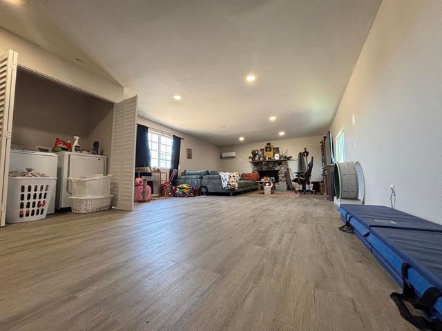 76434 Encanto Drive, 29 Palms, CA 92277