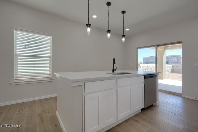 9915 Marisable Place, Socorro, TX 79927