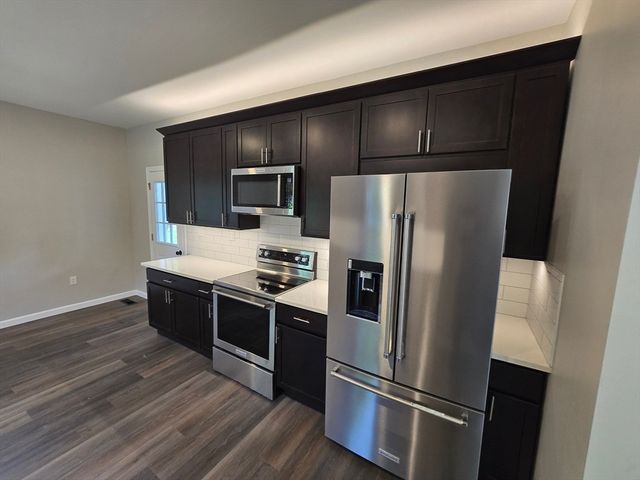 13 Prospect Street, Templeton, MA 01133