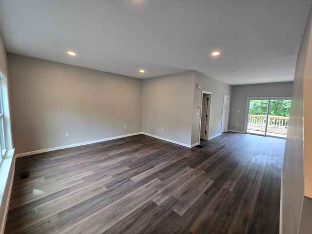 13 Prospect Street, Templeton, MA 01133