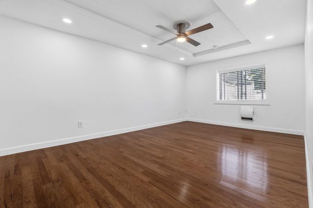80a High St 101, Dedham, MA 02026