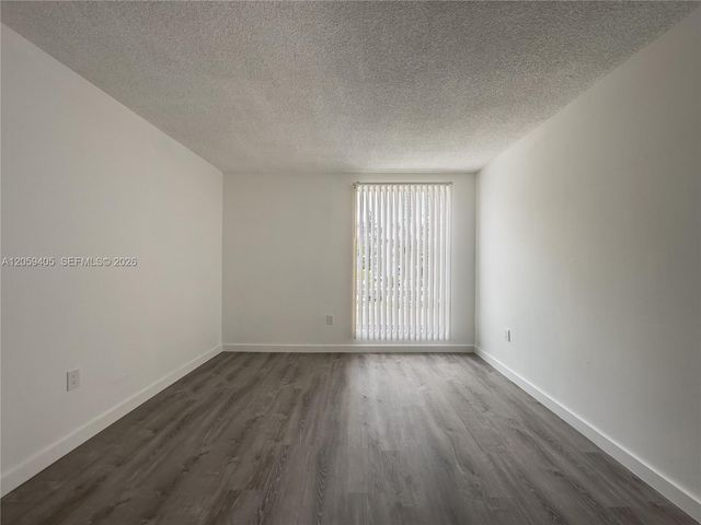 17570 Atlantic Boulevard 210, Sunny Isles Beach, FL 33160