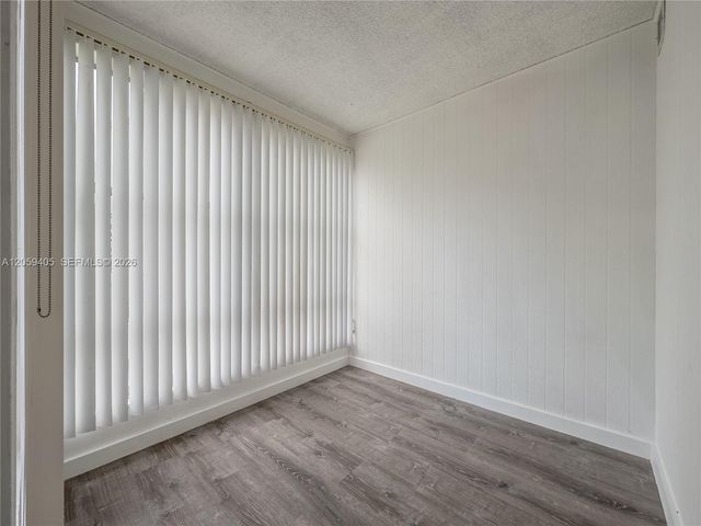 17570 Atlantic Boulevard 210, Sunny Isles Beach, FL 33160