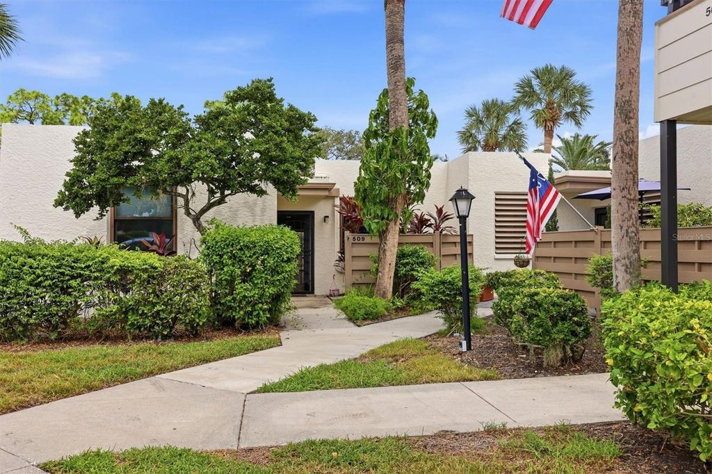509 LAKESIDE DRIVE 509, BRADENTON, FL 34210 — exterior